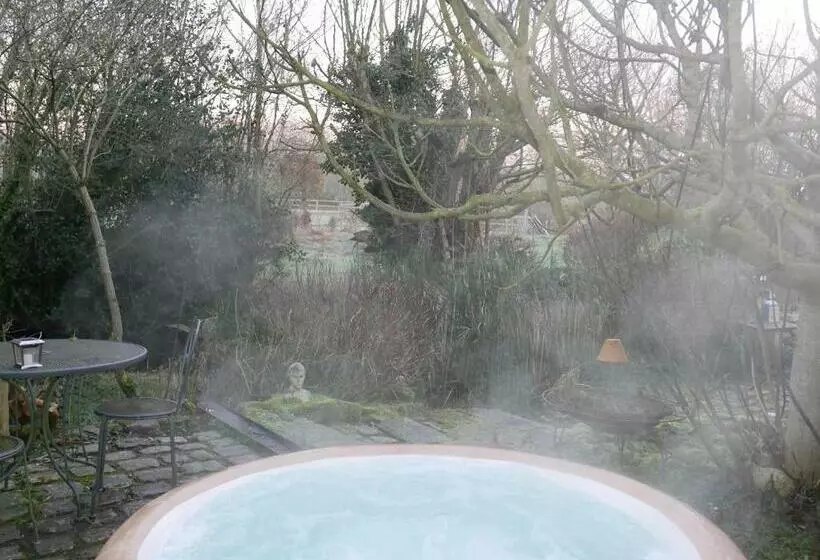 Aamiaismajoitus (B&B) Les Insolites De Coco