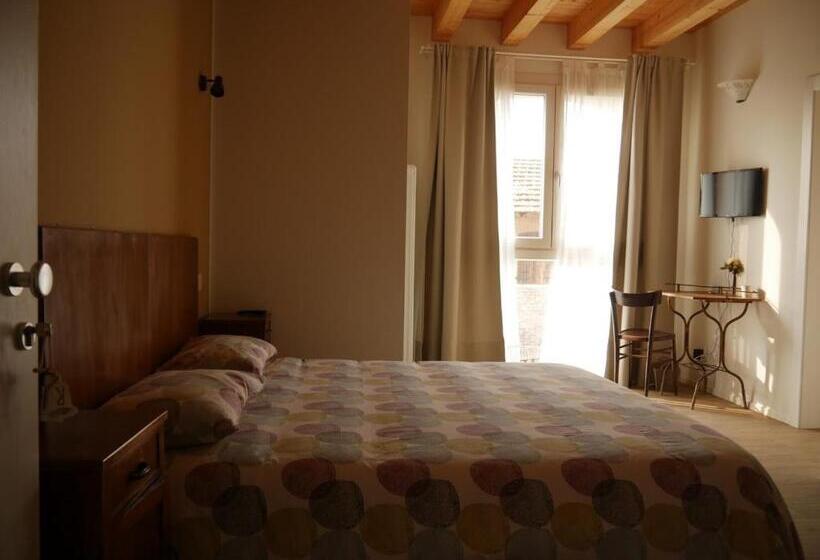 ホテル El Sesterzio