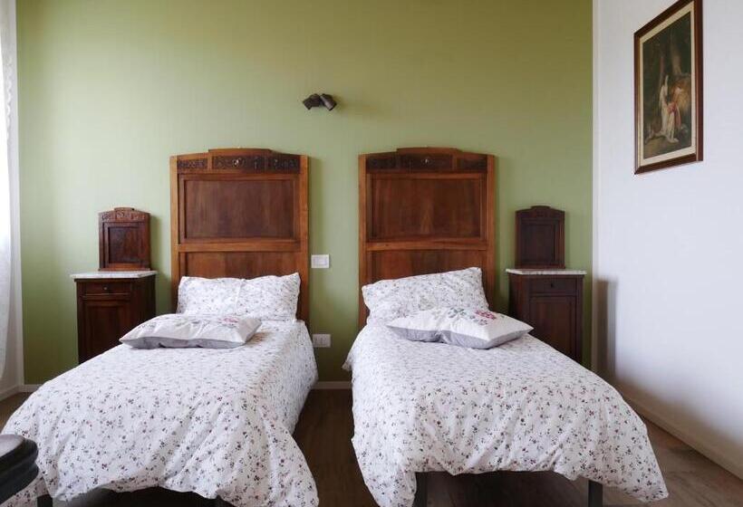 ホテル El Sesterzio