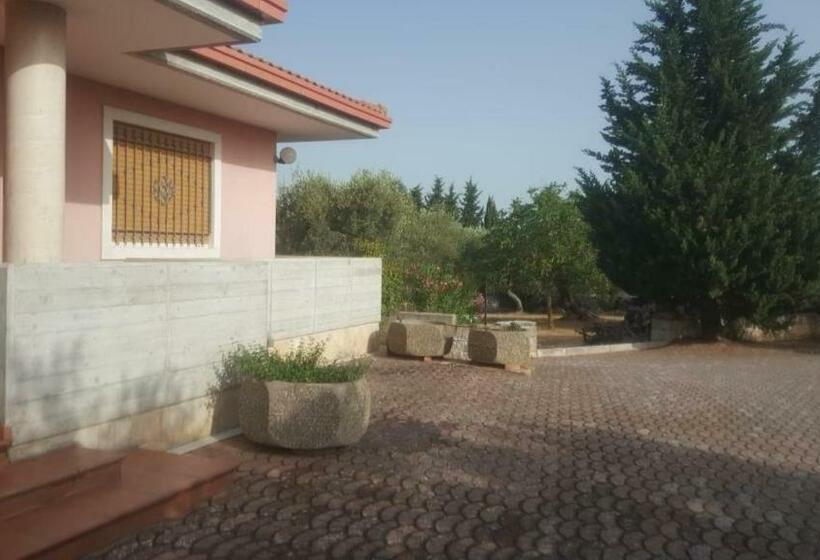 צימר L Angolo Antico