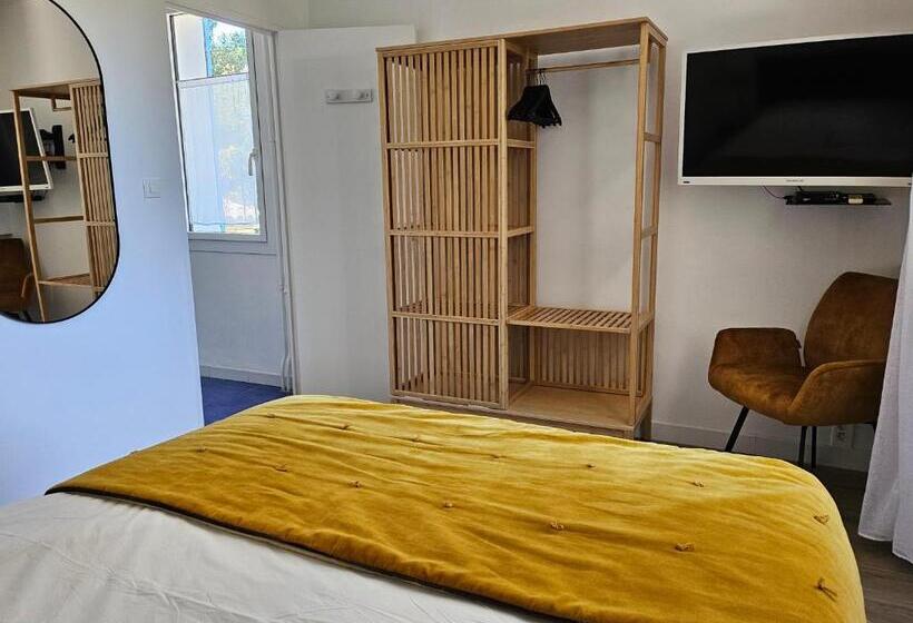 ベッドアンドブレックファースト La Luberonne