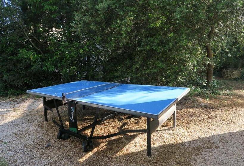 ベッドアンドブレックファースト La Luberonne