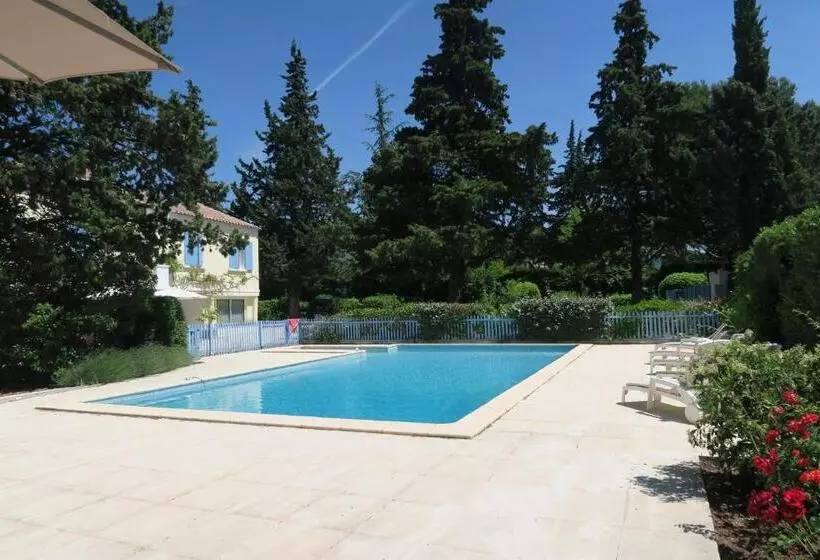 Aamiaismajoitus (B&B) La Luberonne