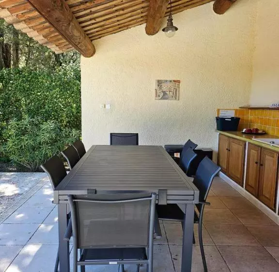 Aamiaismajoitus (B&B) La Luberonne