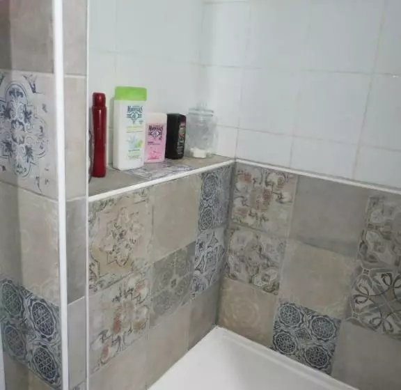 ベッドアンドブレックファースト Le Chant Des Fees