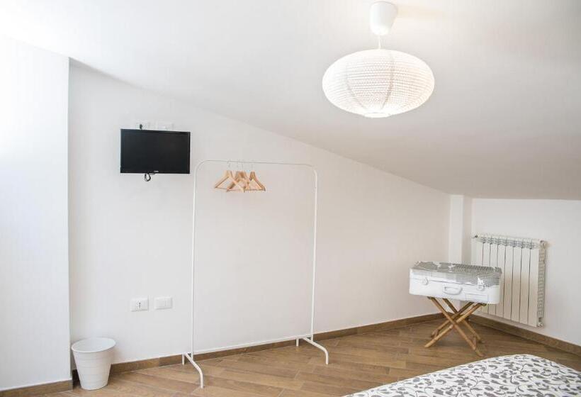 Bed and Breakfast Le Voyageur Cilento