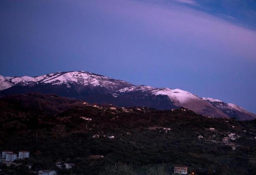 Bed and Breakfast Le Voyageur Cilento