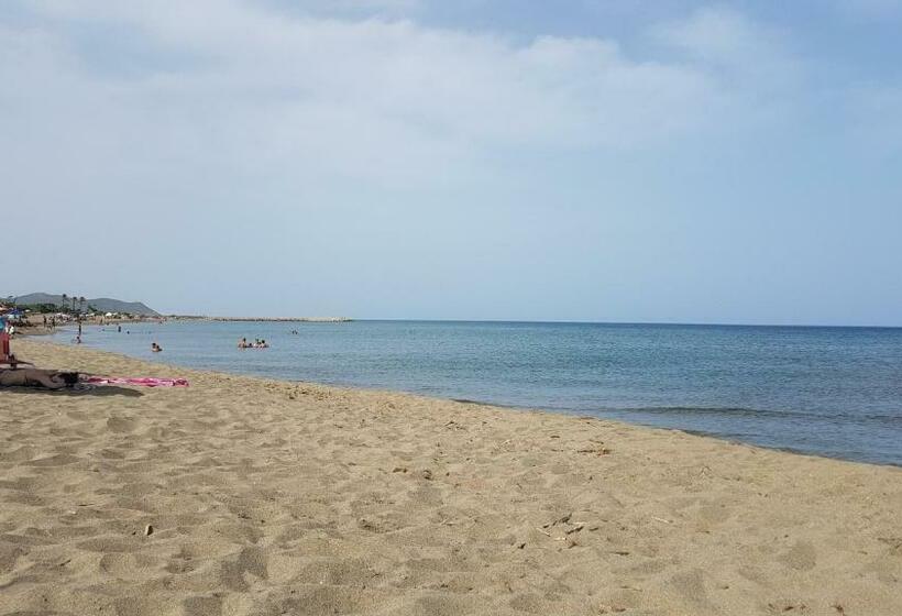 住宿加早餐  Su Cunventu