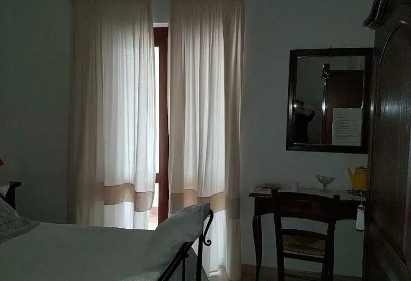 Aamiaismajoitus (B&B) Su Cunventu