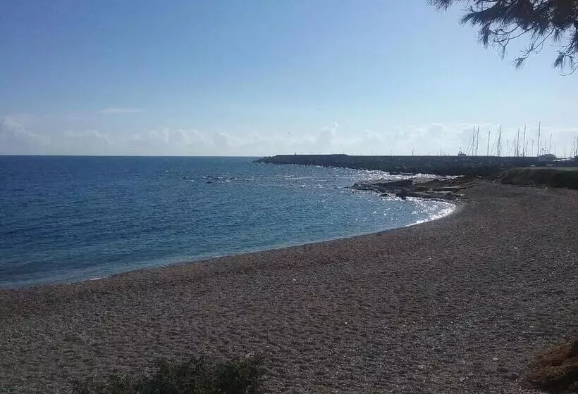 Aamiaismajoitus (B&B) Su Cunventu