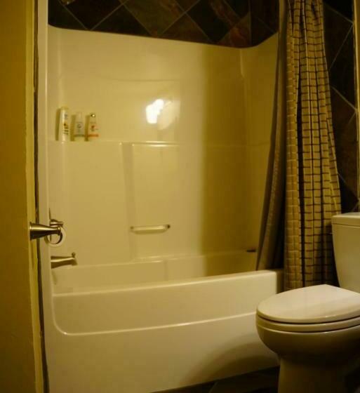 בית מלון כפרי Heart West Haven