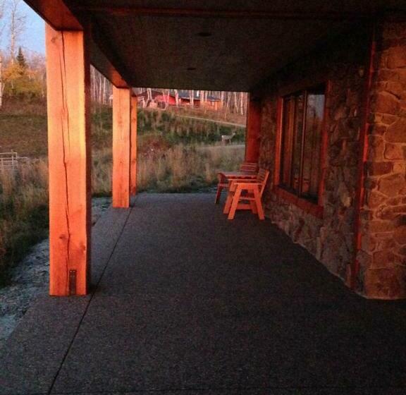 בית מלון כפרי Heart West Haven