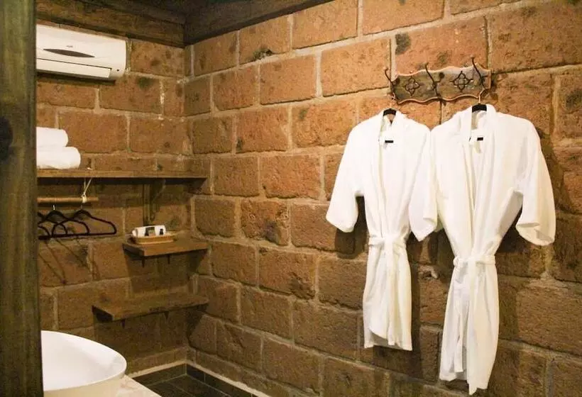 Hotelli Real Nirvana