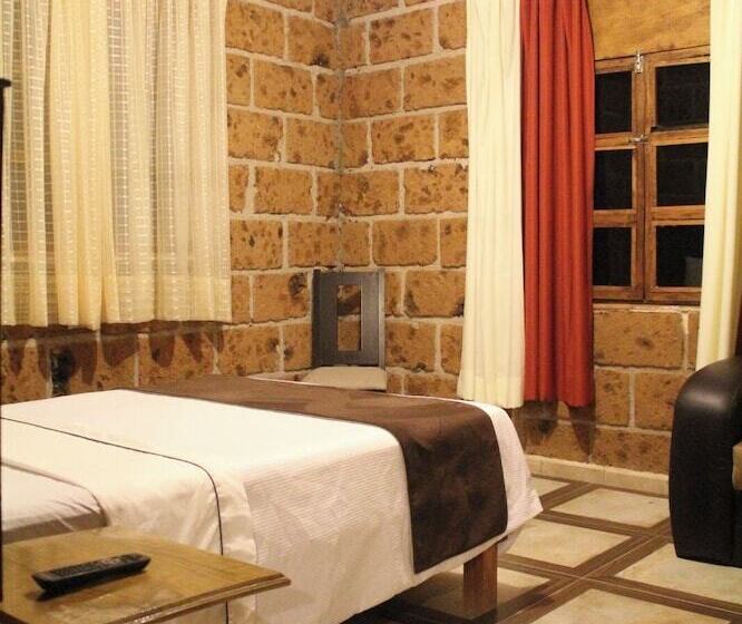 Szálloda Real Nirvana