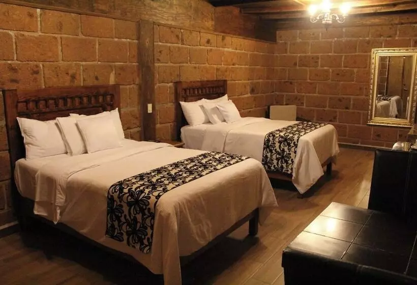 Hotelli Real Nirvana