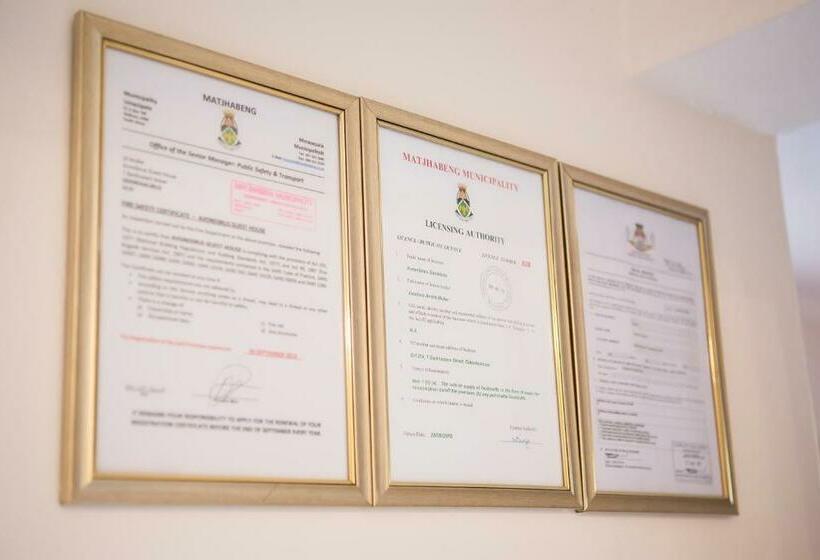 ペンション Avondsrus Guesthouse