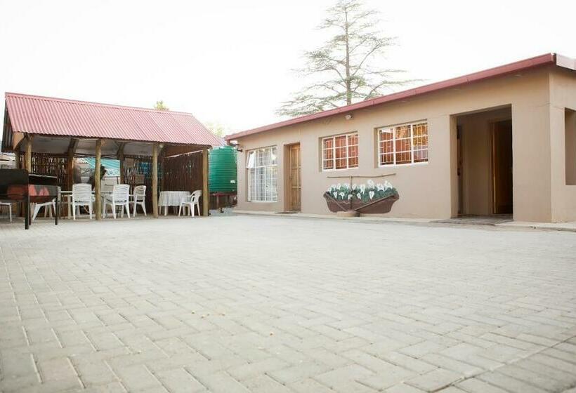 ペンション Avondsrus Guesthouse