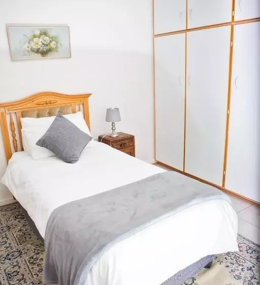 ペンション Avondsrus Guesthouse