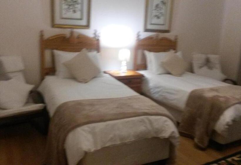 ペンション Avondsrus Guesthouse