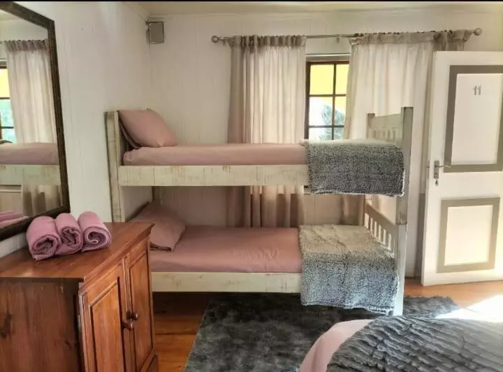 ペンション Knysna N2 Lodge