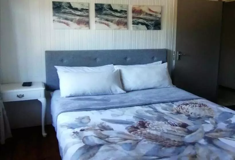 ペンション Knysna N2 Lodge