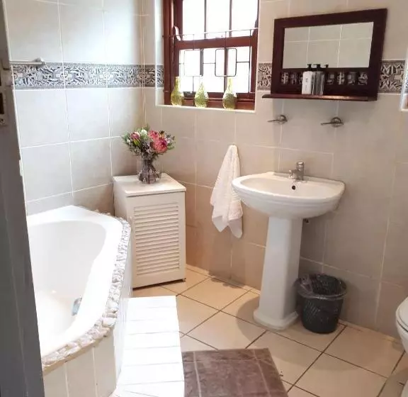 ペンション Knysna N2 Lodge