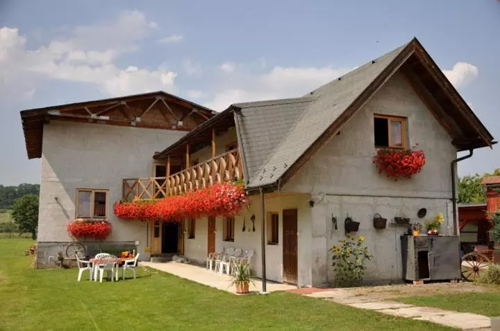 Majatalo Penzión šindléry 533