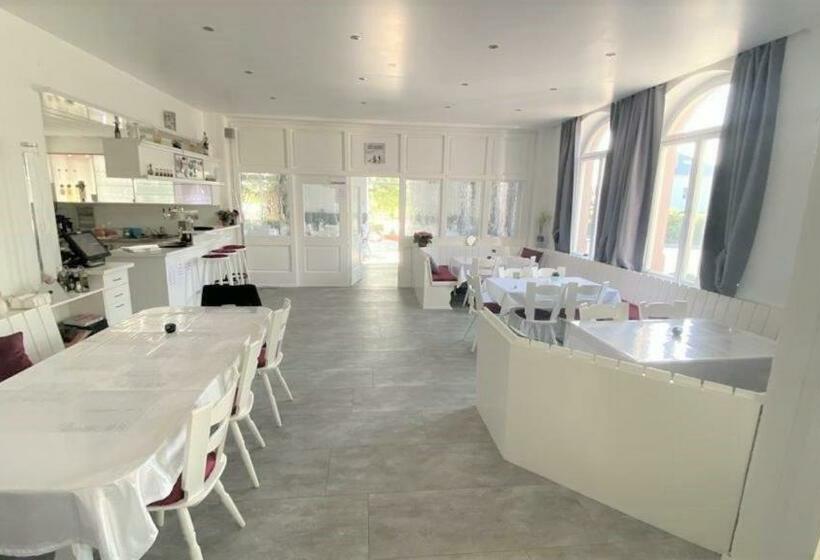 Общежитие Uhldinger Hof