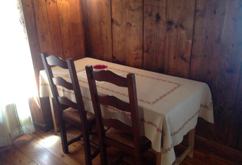 ベッドアンドブレックファースト Antica Casa Di Montagna Maison Bovard