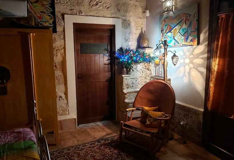 ベッドアンドブレックファースト Casolare Giummari