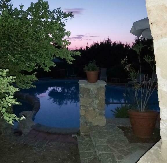 ベッドアンドブレックファースト Casolare Giummari