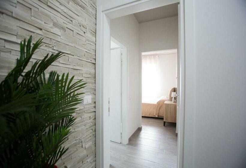 ベッドアンドブレックファースト La Suite