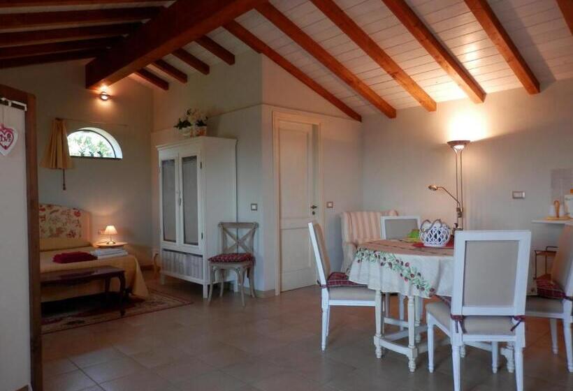 هتل Agriturismo La Corte Viterbo Terme