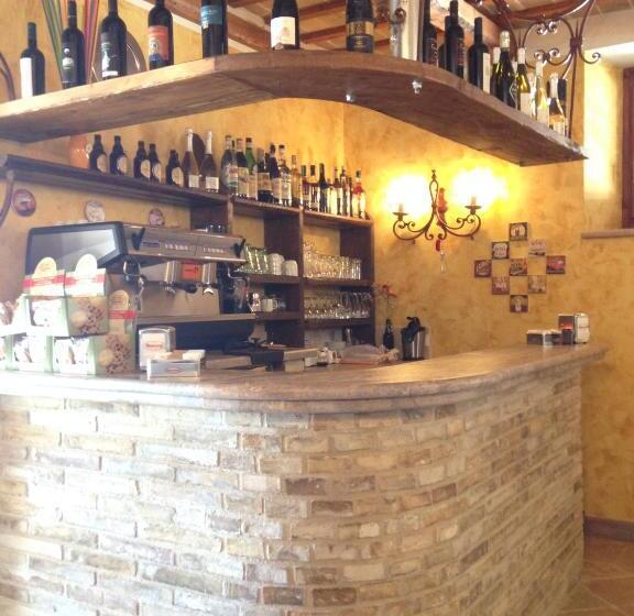 ホテル Agriturismo Rocca Del Nera