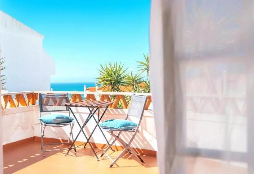 Majatalo Ericeira Soulsurfers Guesthouse