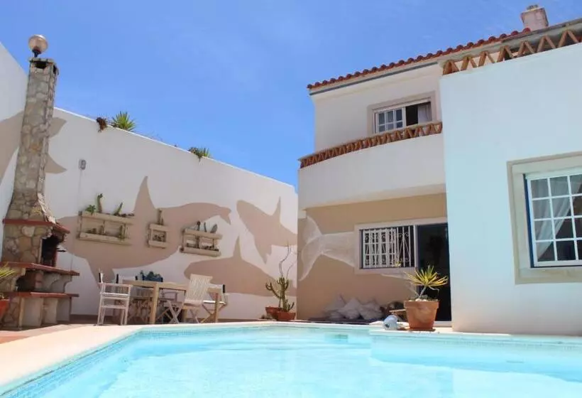 Majatalo Ericeira Soulsurfers Guesthouse