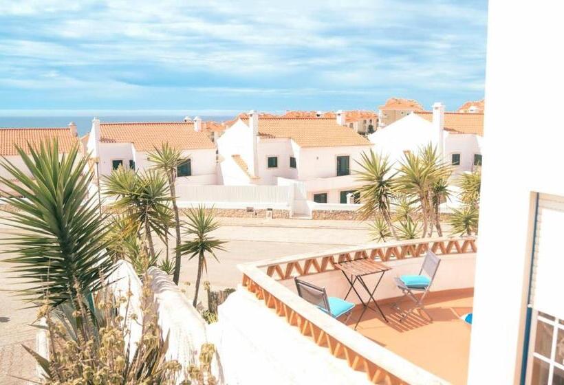 پانسیون Ericeira Soulsurfers Guesthouse