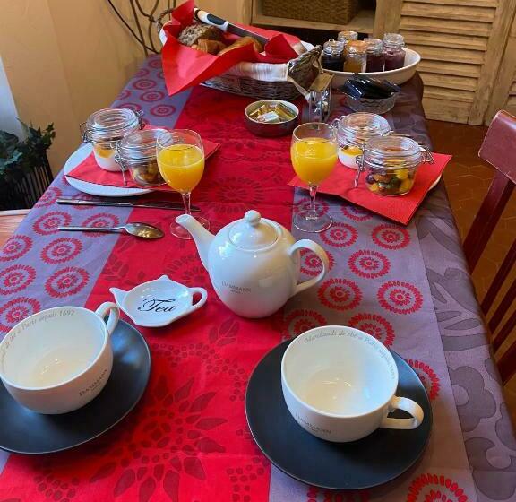 بنسيون Maison D Hôtes Une Hirondelle En Provence