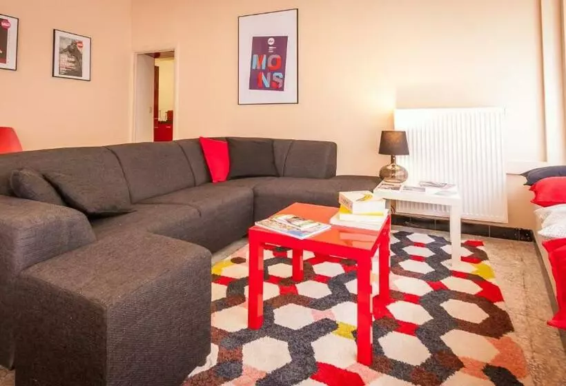 Majatalo Mons Dragon House