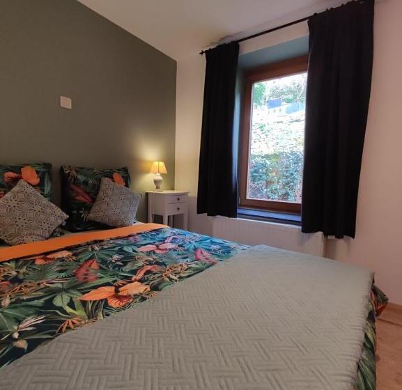 ペンション Panamá