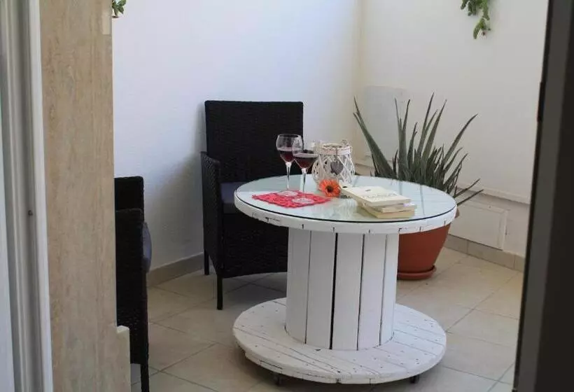 B&b Cafe  Fausu