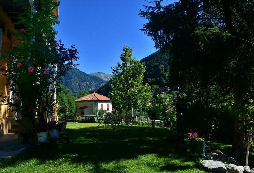 ベッドアンドブレックファースト La Ribambelle