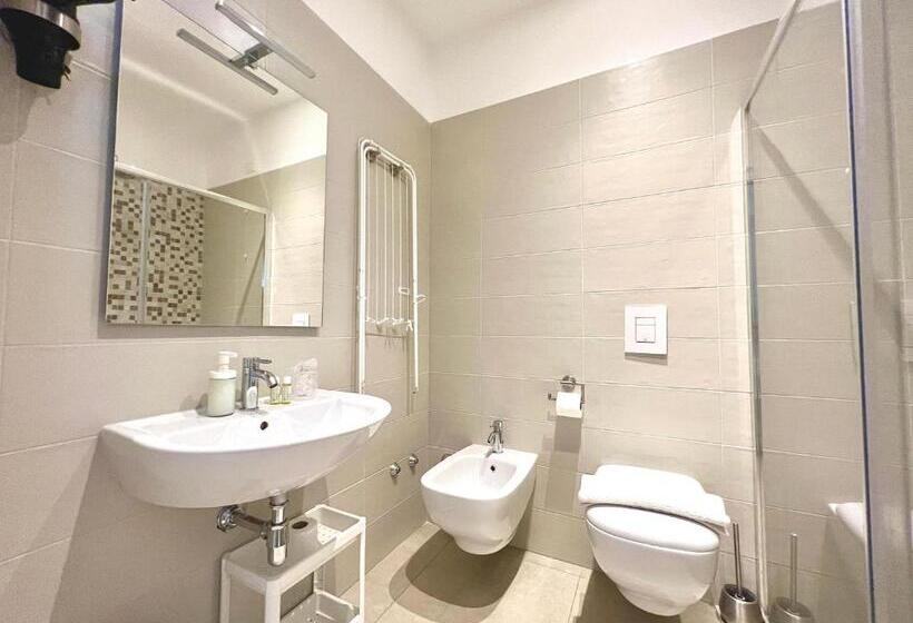 مبيت وإفطار Le 4 Stagioni Rooms