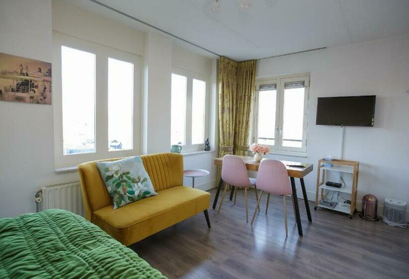 El Puerto Bed And Breakfast