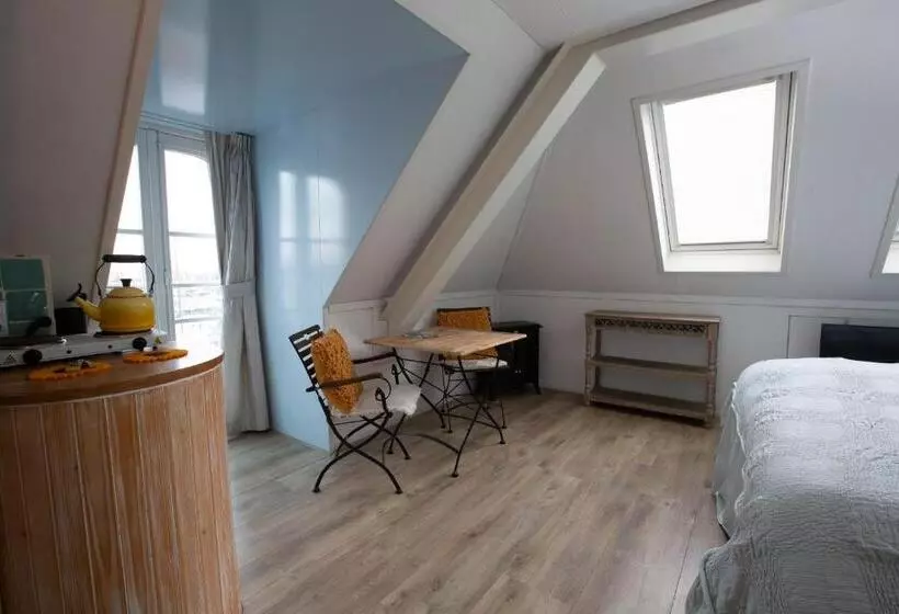 El Puerto Bed And Breakfast