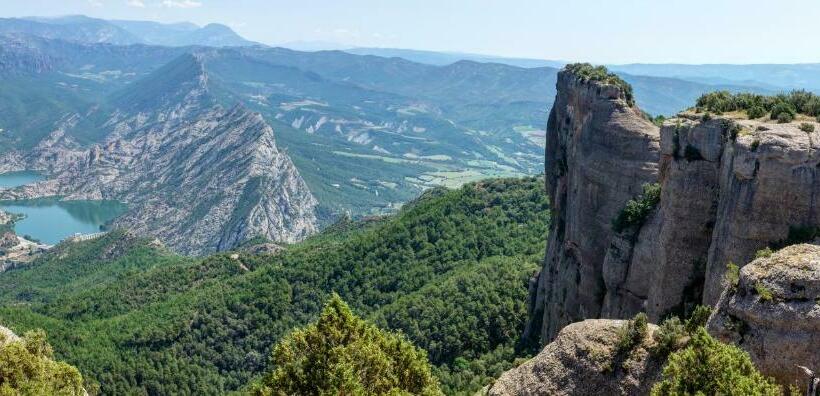 Отель Cal Serveró