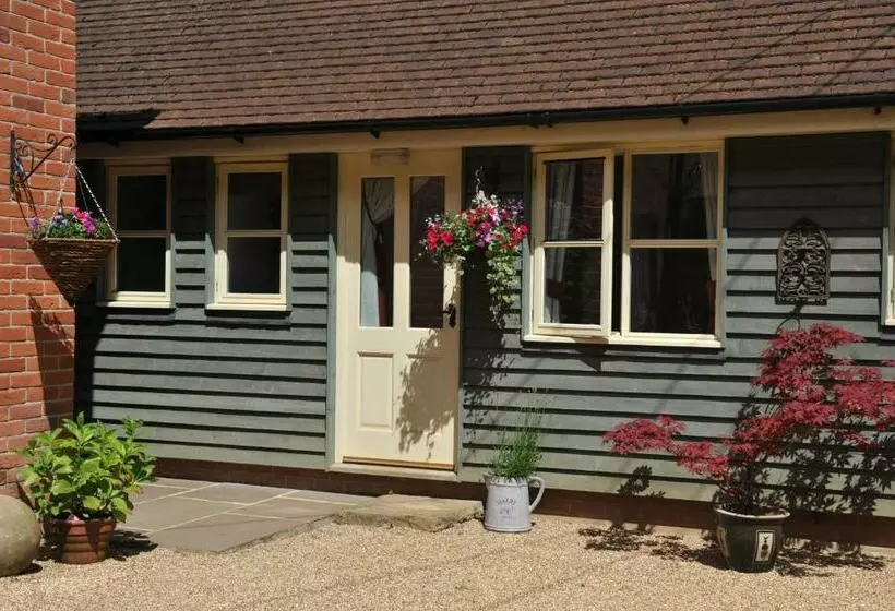 Mays Cottage Bed And Breakfast