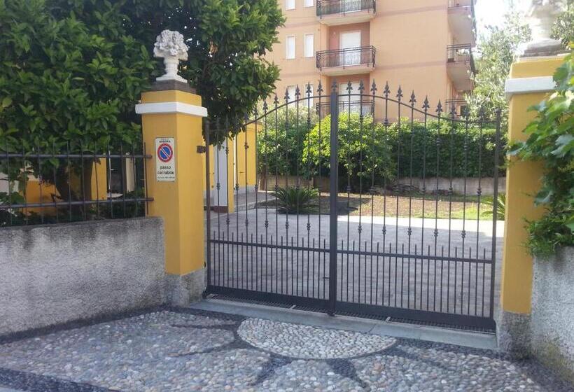 פנסיון Andoramare B&b