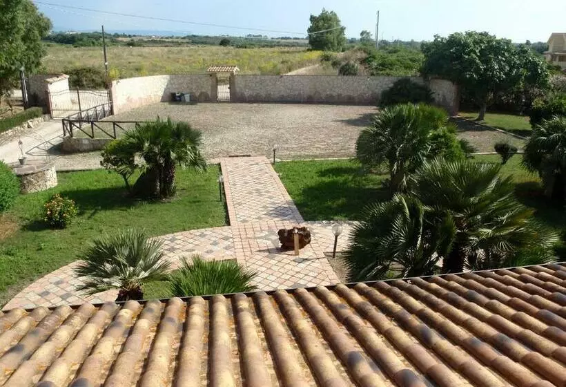 Aamiaismajoitus (B&B) Ajò Sardinia