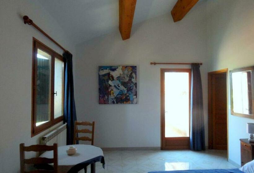 مبيت وإفطار La Galline